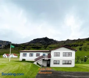 Litla-Hof Guesthouse - Image 2