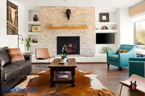 Sonoran Desert Getaway with Cowboy Tub - Image 2