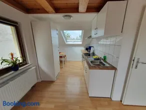 Gemütliche zentrale DG Wohnung in Mühlacker - Image 3