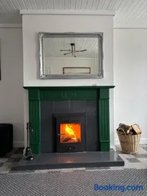 Town House Creeslough - Image 1