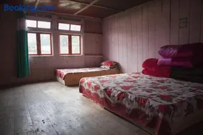 Sonam Homestay - Khecheopalri Lake - Image 4