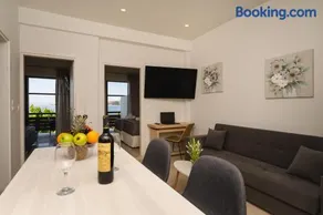 Nimaria Suites - Image 1