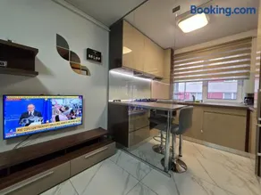Apartament modern -with Free Parking - Image 5