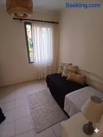 Casa Evreti - Image 1