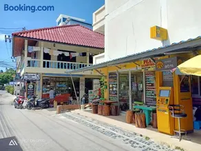 Peach Guesthouse - Image 3