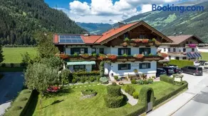 Landhaus Rohrmoser - Image 1