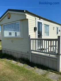 Oasis Silver Beach Ingoldmells 6 Berth Large veranda - Image 1