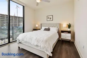 Amazing Midtown 2 bdrm - Image 5