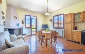 Nice Apartment In Villaurbana With Wifi - Image 2