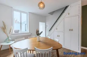Renovated house with terrace 3 bedrooms - Image 3