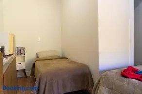 Quarto Aconchegante Teresópolis Refúgio Cristão - Image 4
