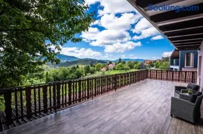 Apartment ROKO with sauna & view - Image 1