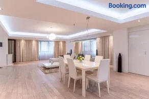 Luxury Apartment Herastrau Nord- 240 sqm - Spa, Pool & Gym Access - Image 5