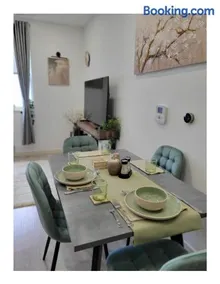 Grandkey Residence - Image 1