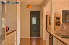 Lay Day House - Image 5
