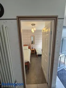 Ulverston Town Centre Ground Floor Apartment - Image 4