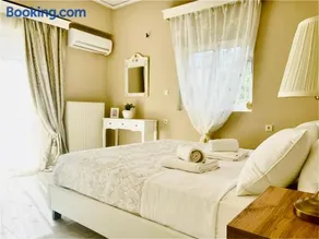 Christina_Apt - Image 1