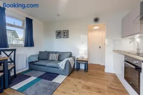 429 Norton Park - Image 3