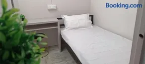 Little While Elitz-Budget & backpacker friendly micro hotel-Near metro - Image 3