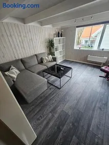 Koselig enebolig i Sentrum - Image 1