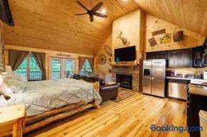 A Little River Romance - Private Dock - Hot Tub - Image 5