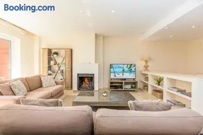 First line Penthouse in Puerto Sotogrande with Seaviews - Image 1