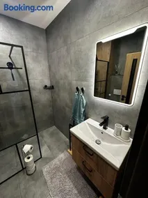 rishko apartment 113, self check in, free parking, bus station, center of the city - Image 3