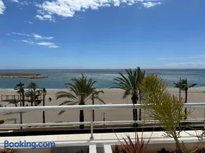 Balcón azul - Image 1