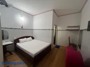 Mai Phương Thúy Motel - Image 1