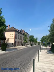Avenue de Champagne Epernay Private Parking - Image 3