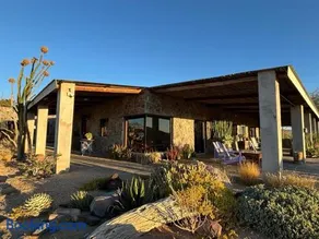 3 ALOES GUESTHOUSE - Image 4