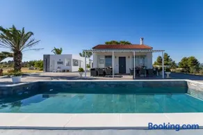La Villa de Luz - Image 1