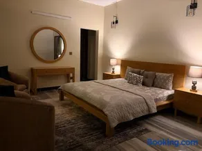 The Lookout Luxury One Bedroom and Studio - Image 3