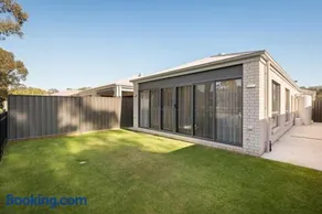 Eve House 2 Thurgoona - Image 1