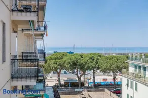 Sea & Center - Chiavari - Image 1
