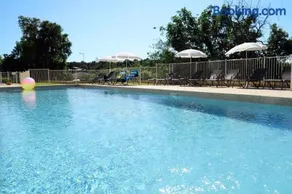 LApt du Golf — Vue Panoramique Piscine Clim - Image 3
