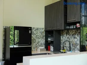 Starry Hill House Chiangmai - บ้านสวนชมดาว - Image 1