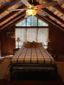 Governor Cabin - Image 1