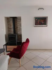 Gîte 60m2 4-5pers 25min PuyduFou Vélidéale Nature - Image 3