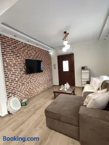 Evita's House - Image 3