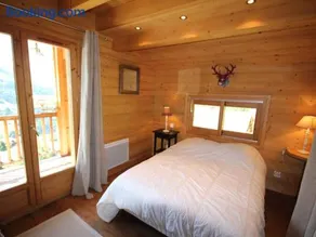 Superbe chalet 12 pers, proche pistes, sauna, animaux, parking - Image 3