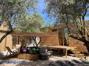 La Tiny House des Oliviers et son jacuzzi - Image 1