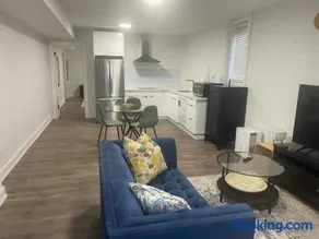 Space 1 - Private spacious bedroom with ensuite and living space - Image 3