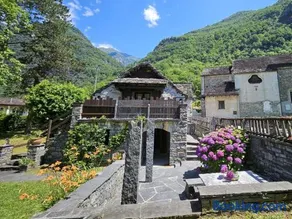 Rustico La Rocca by Fewotessin - Image 1