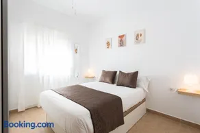 Apartamento Los Angeles Cerca Estación Tren Aeropuerto - Image 2