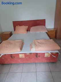 Belvarosi Apartman Tapolca - Image 3