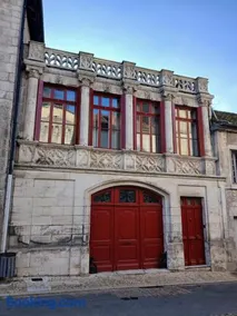 La Petite Maison - Image 1