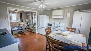 Peaceful 2 Bedroom Cottage - Image 2
