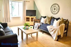 FREE parking, City centre,quiet,Netflix - Image 2