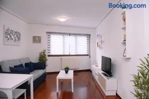 Diáfano y acogedor en Vigo by CABANA Rentals - Image 1